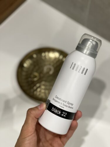Дезодорант-спрей з ароматом бергамота і бобів тонка JANZEN Deodorant Spray Black 22 photo review