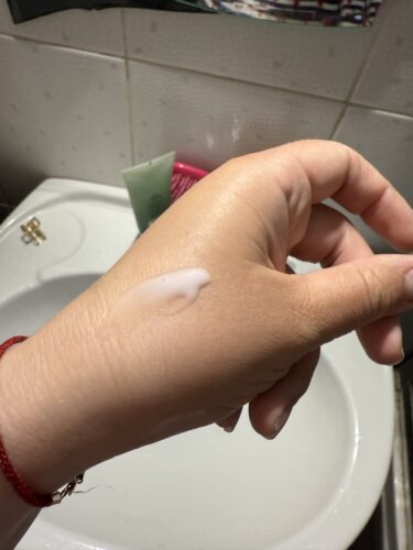 Молочко-емульсія з екстрактом персика Anua Peach 77% Niacin Conditioning Milk photo review